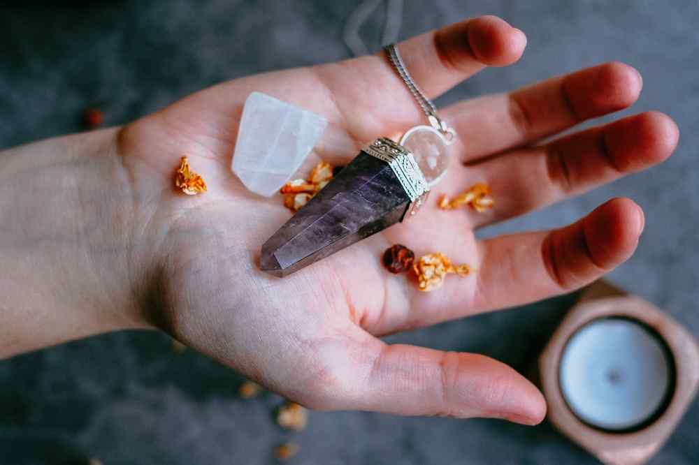 欧美也流行水晶正能量能提升工作运势？