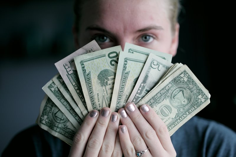 资金周转困难，老闆晚一天发薪可以吗？