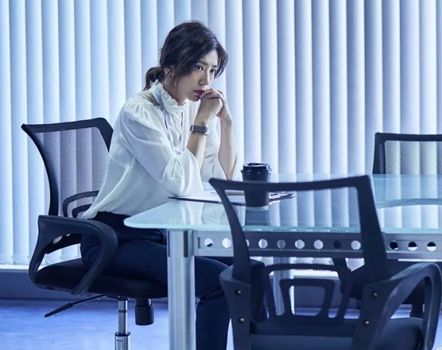 从我们与恶的距离，看见职场女强人更真实的另一面！