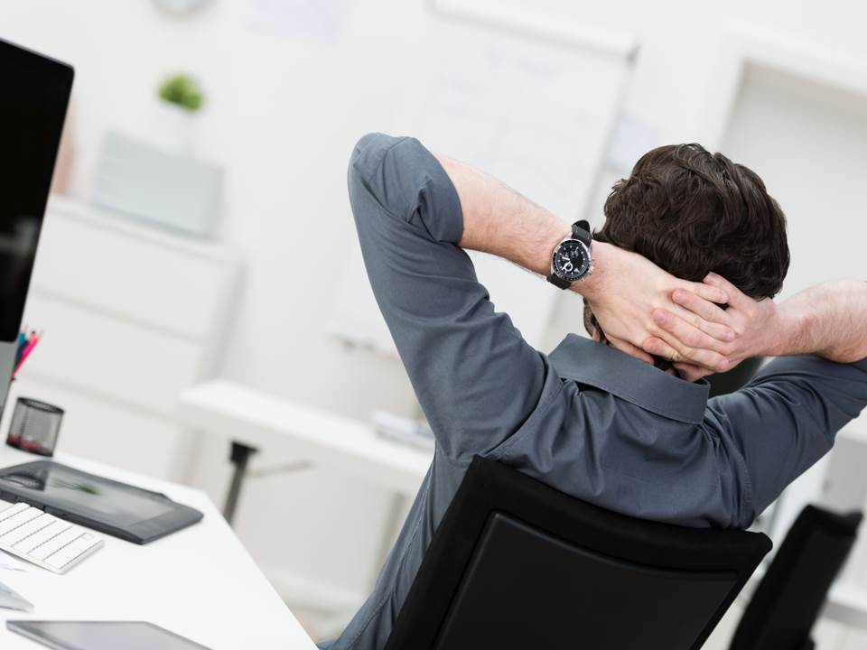 提离职后就想开始摆烂？2真实案例提醒你职场名声有多重要