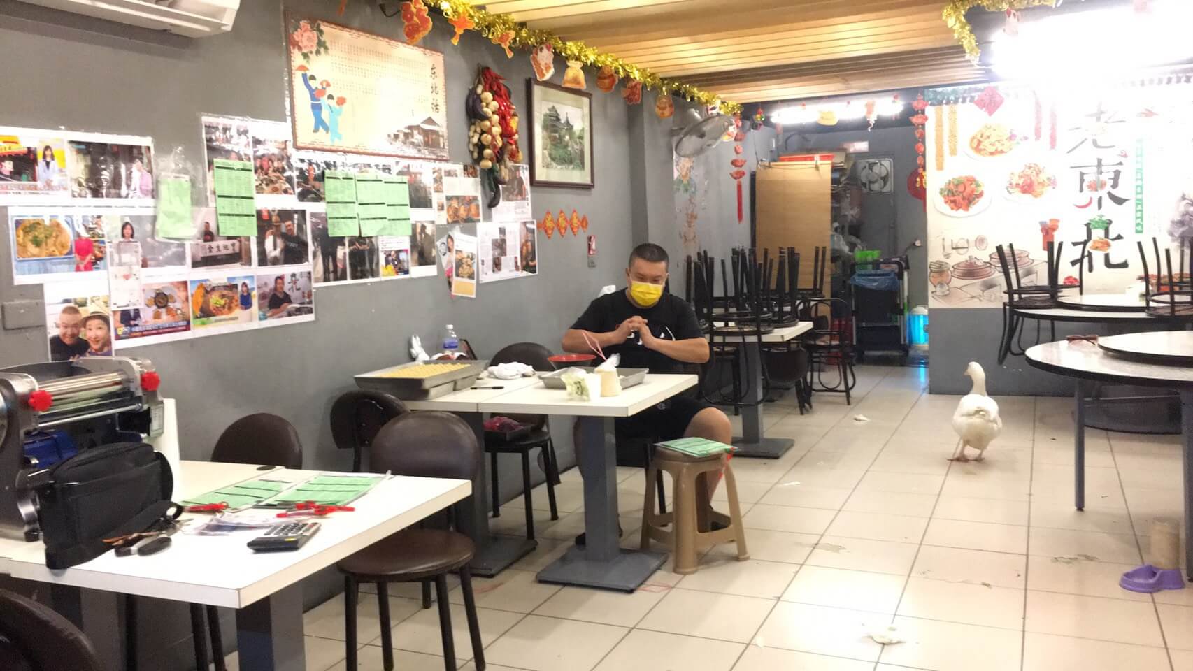 疫情冲击，餐厅业绩暴跌8成！暖心房东一句话感动老闆