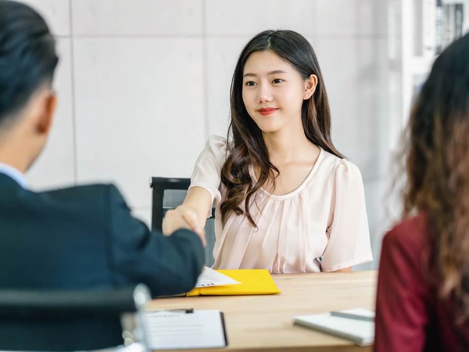拿到Offer薪水却低于预期？外商人资揭公司小心机，先别急着报到