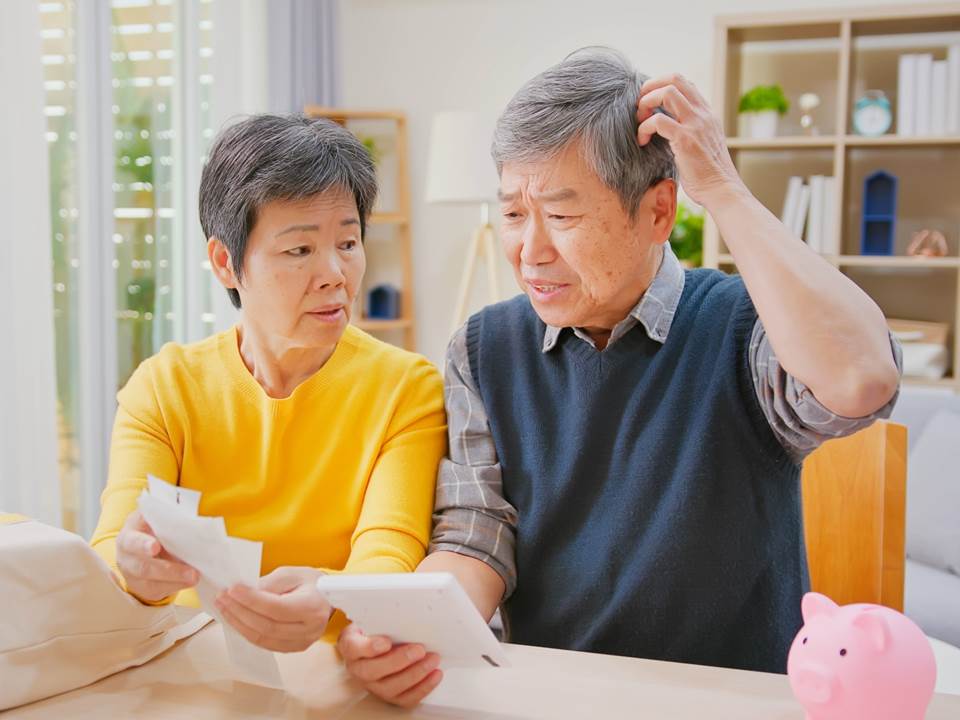劳保老年给付何时才能领？小心！3情况退休也领不到钱