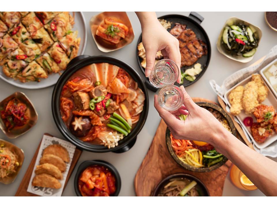 王品集团旗下新餐厅扩大徵才！烧肉、火锅各品牌内外场服务生、储备干部招募