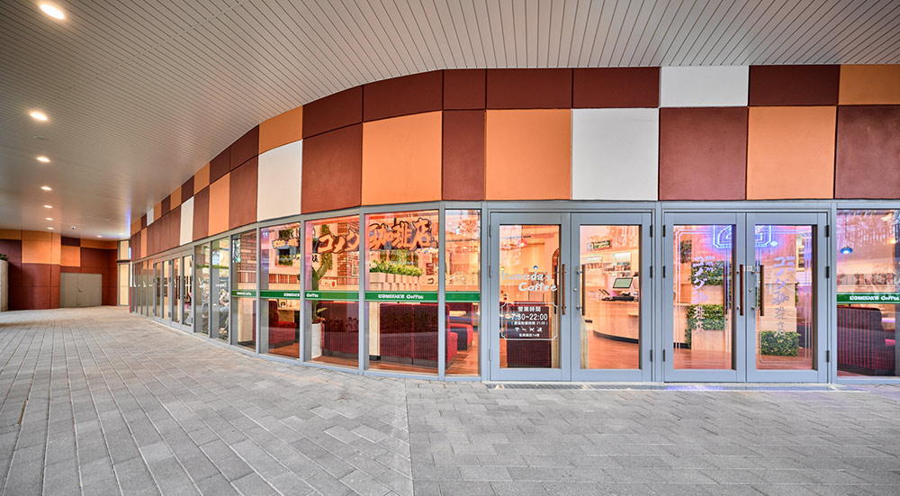 日本客美多咖啡KOMEDA′S Coffee插旗台中LaLaport，买咖啡送早餐延续名古屋朝食文